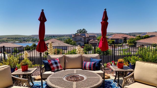 638 Valley Brook Ct, El Dorado Hills, CA 95762