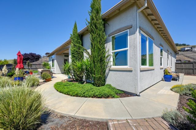 638 Valley Brook Ct, El Dorado Hills, CA 95762
