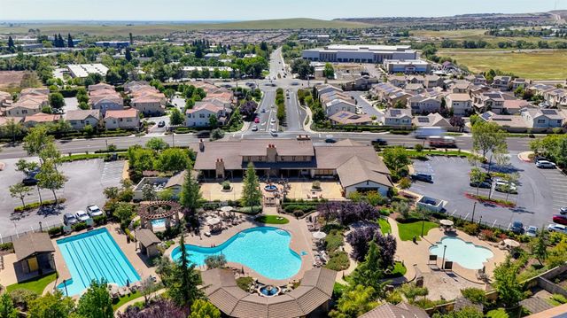 638 Valley Brook Ct, El Dorado Hills, CA 95762