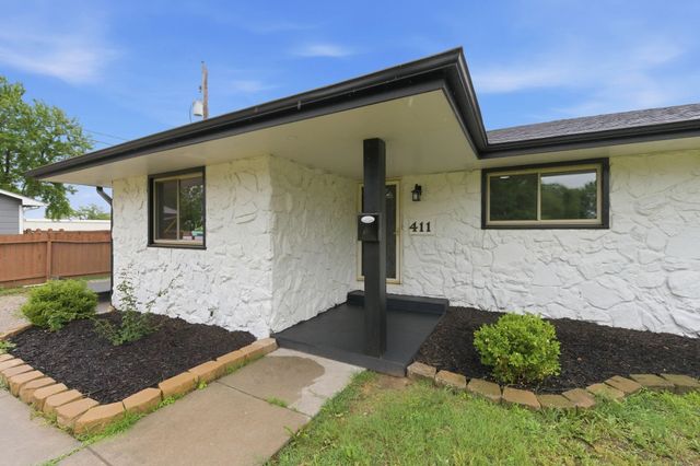 411 E 6th St, Valley Center, KS 67147