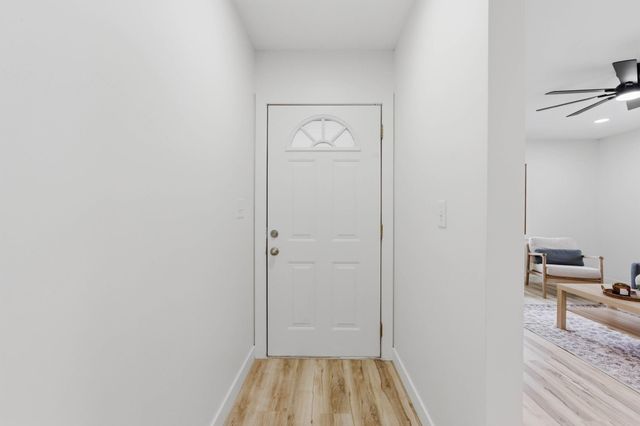 411 E 6th St, Valley Center, KS 67147
