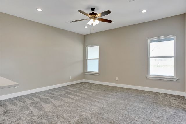1304 Country Road, Whitesboro, TX 76273