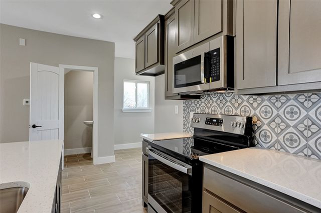 1304 Country Road, Whitesboro, TX 76273