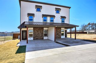 1304 Country Road, Whitesboro, TX 76273