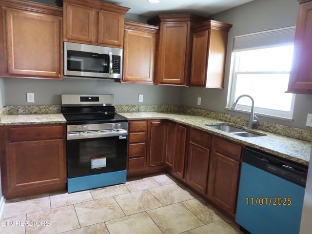 6613 Burbank Circle, Knoxville, TN 37918