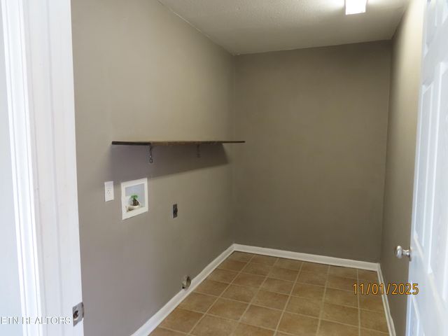 6613 Burbank Circle, Knoxville, TN 37918