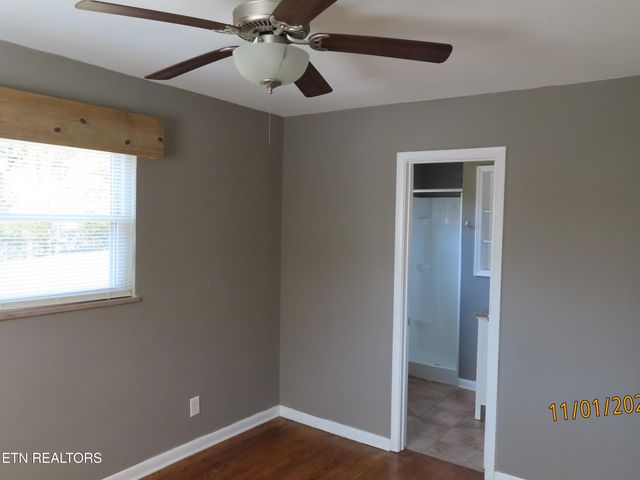 6613 Burbank Circle, Knoxville, TN 37918