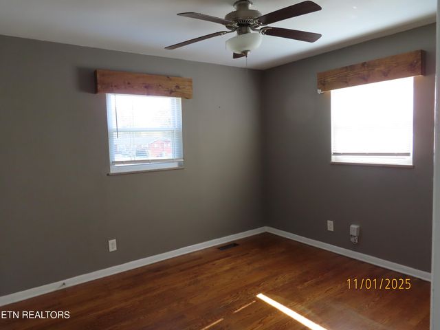 6613 Burbank Circle, Knoxville, TN 37918