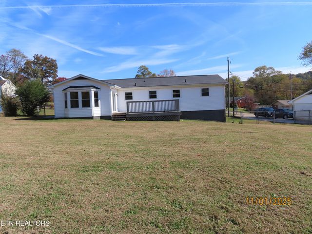 6613 Burbank Circle, Knoxville, TN 37918