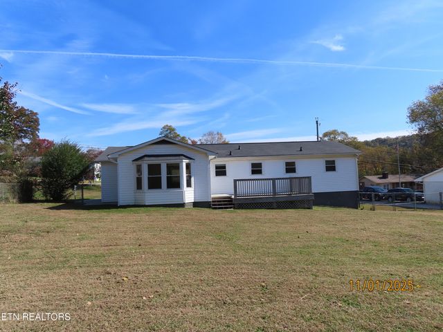 6613 Burbank Circle, Knoxville, TN 37918