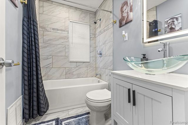 13351 Tacoma Street, Detroit, MI 48205