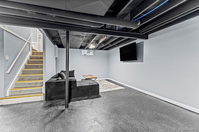 13351 Tacoma Street, Detroit, MI 48205