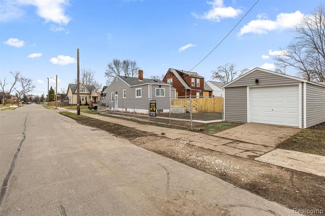 13351 Tacoma Street, Detroit, MI 48205