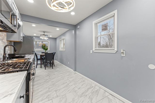 13351 Tacoma Street, Detroit, MI 48205