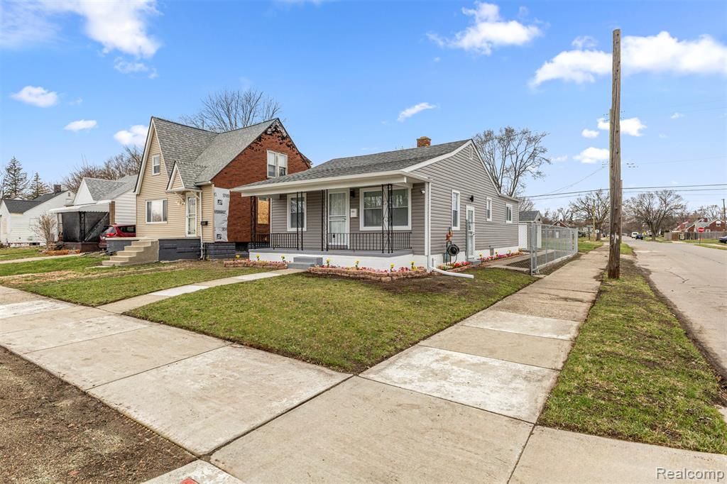 13351 Tacoma Street, Detroit, MI 48205