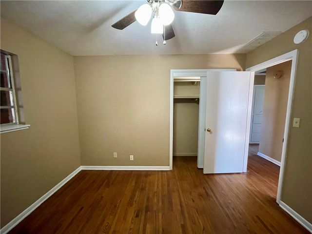 1714 Horseshoe Drive, Springdale, AR 72762