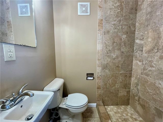 1714 Horseshoe Drive, Springdale, AR 72762