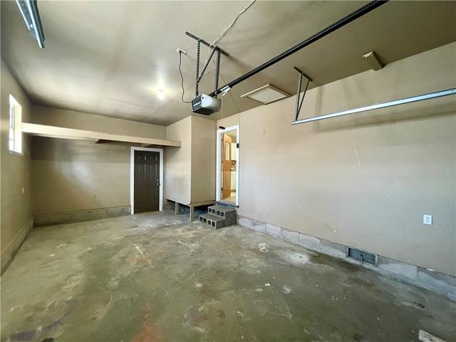 1714 Horseshoe Drive, Springdale, AR 72762