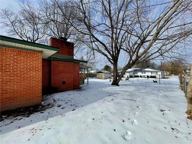 1714 Horseshoe Drive, Springdale, AR 72762