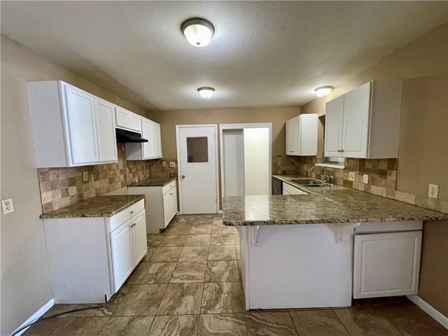 1714 Horseshoe Drive, Springdale, AR 72762