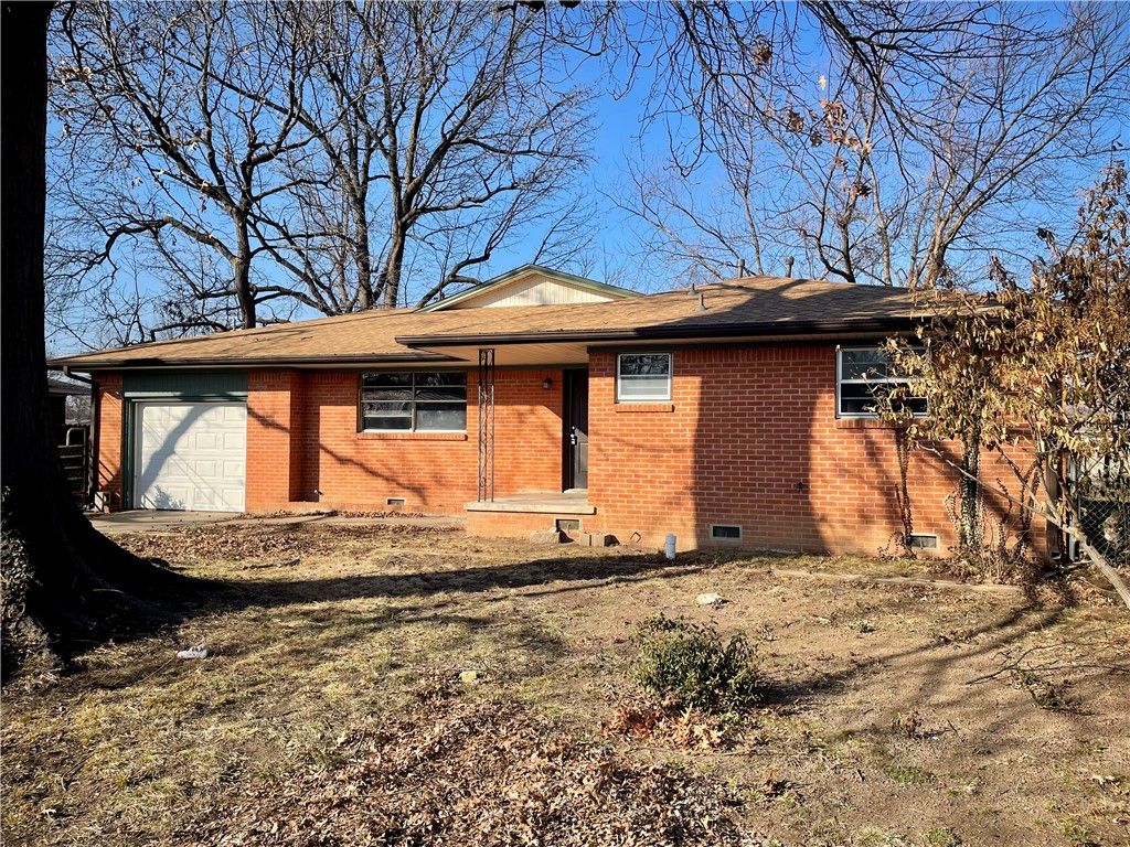 1714 Horseshoe Drive, Springdale, AR 72762