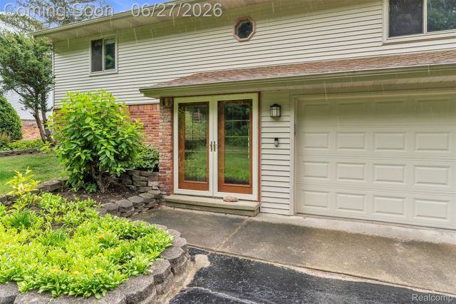 2276 Webster Park Drive, Genoa Township, MI 48843