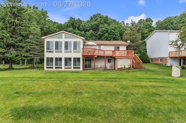 2276 Webster Park Drive, Genoa Township, MI 48843