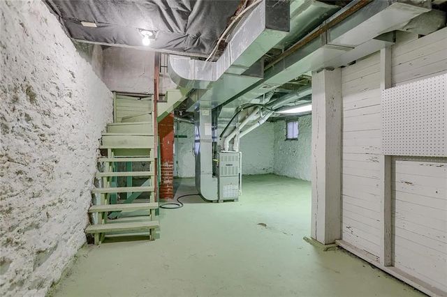 2325 Park Avenue, Kansas City, MO 64127