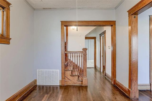 2325 Park Avenue, Kansas City, MO 64127