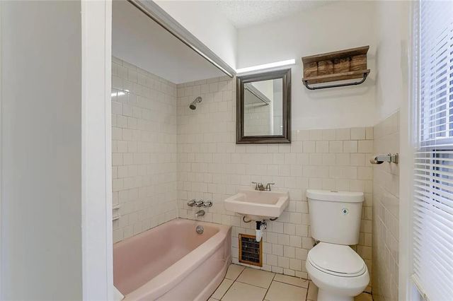 2325 Park Avenue, Kansas City, MO 64127