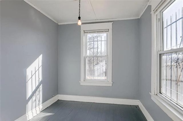 2325 Park Avenue, Kansas City, MO 64127