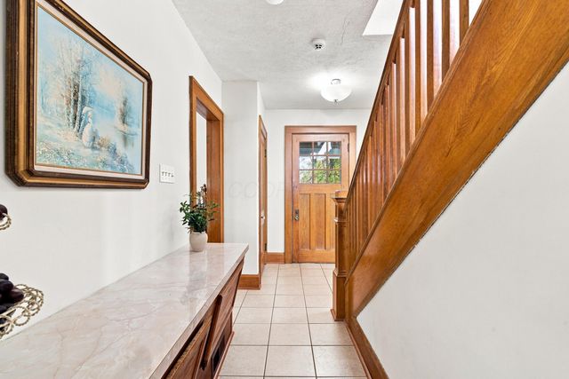 1416 Inglis Avenue, Columbus, OH 43212