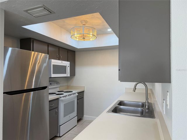 4503 HALE STREET, Sarasota, FL 34233