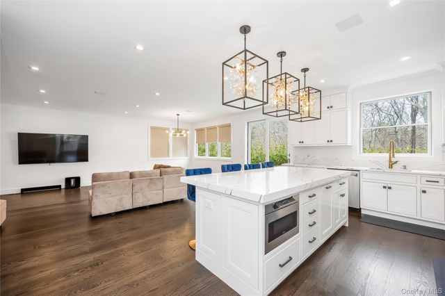 128 Priscilla Avenue, Flanders, NY 11901