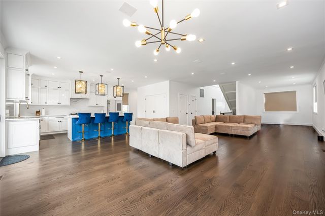 128 Priscilla Avenue, Flanders, NY 11901