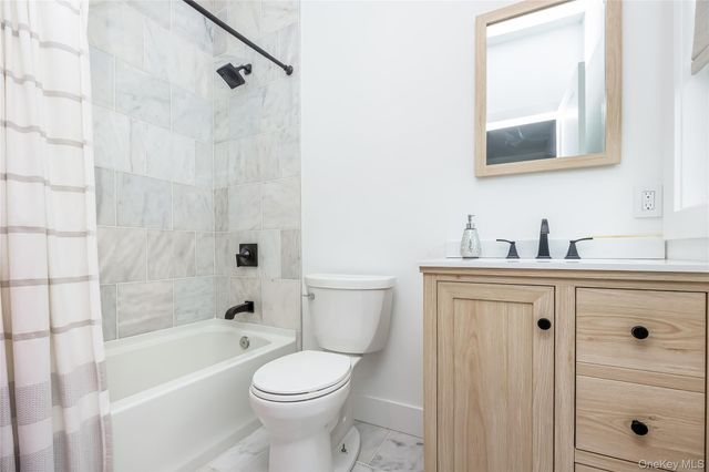 128 Priscilla Avenue, Flanders, NY 11901