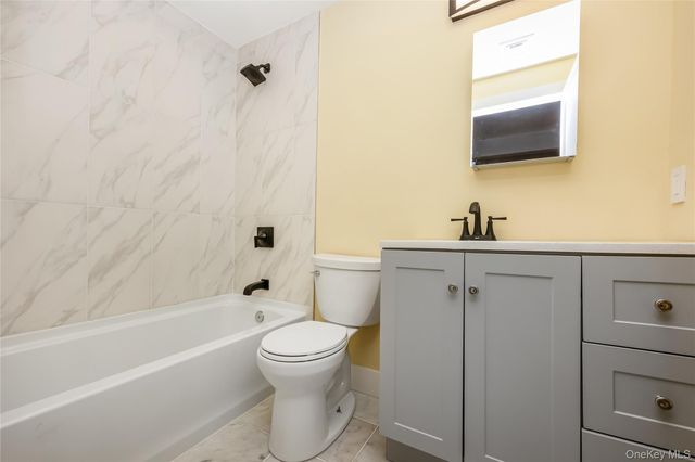 128 Priscilla Avenue, Flanders, NY 11901