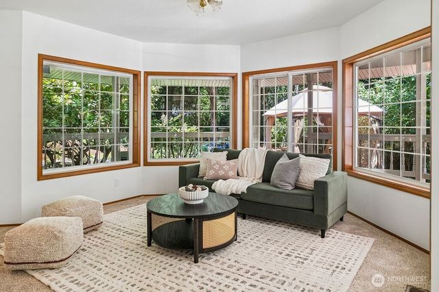 195 NE Lazy Fox Lane, Poulsbo, WA 98370