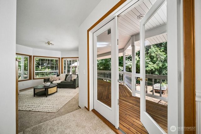 195 NE Lazy Fox Lane, Poulsbo, WA 98370