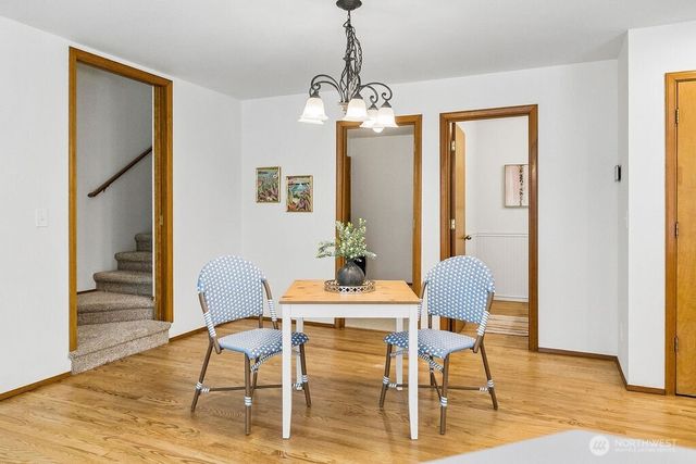 195 NE Lazy Fox Lane, Poulsbo, WA 98370