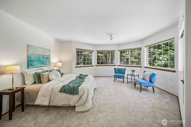 195 NE Lazy Fox Lane, Poulsbo, WA 98370
