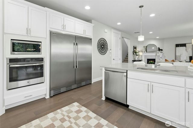 8435 NE 146th Street, Kenmore, WA 98028