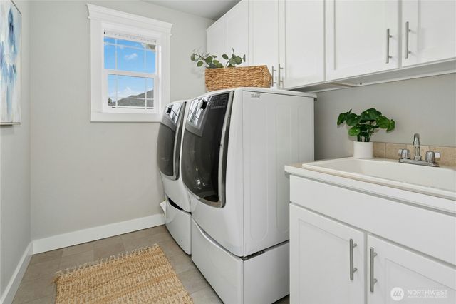 8435 NE 146th Street, Kenmore, WA 98028