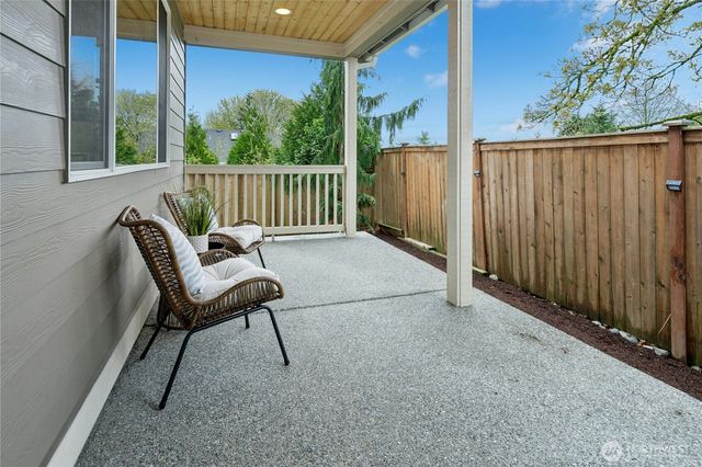8435 NE 146th Street, Kenmore, WA 98028