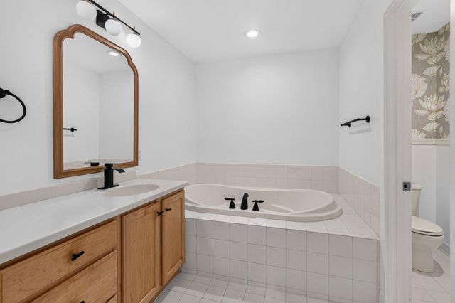 8702 TIMBER OAK LN, Laurel, MD 20723