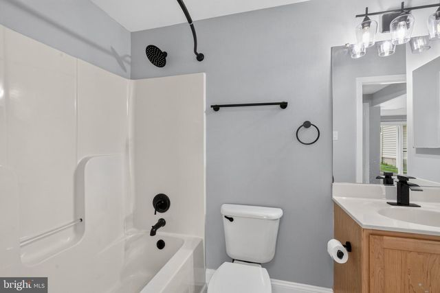 8702 TIMBER OAK LN, Laurel, MD 20723