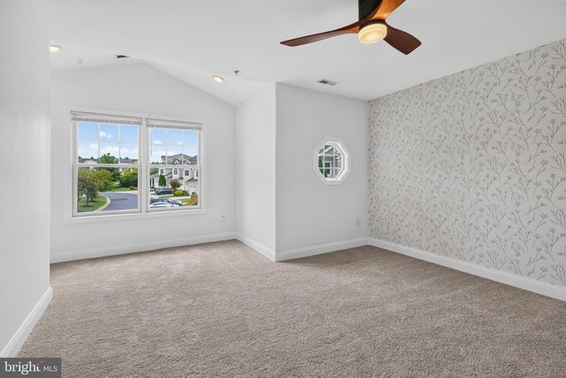 8702 TIMBER OAK LN, Laurel, MD 20723