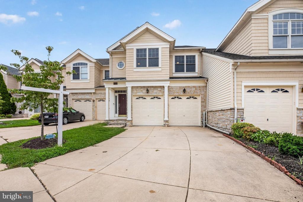 8702 TIMBER OAK LN, Laurel, MD 20723