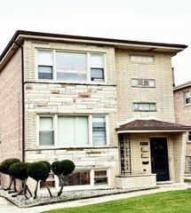 8321 W Berwyn Avenue, Chicago, IL 60656