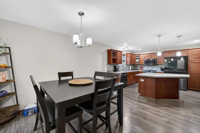 8918 Silkwood Trail, Verona, WI 53593